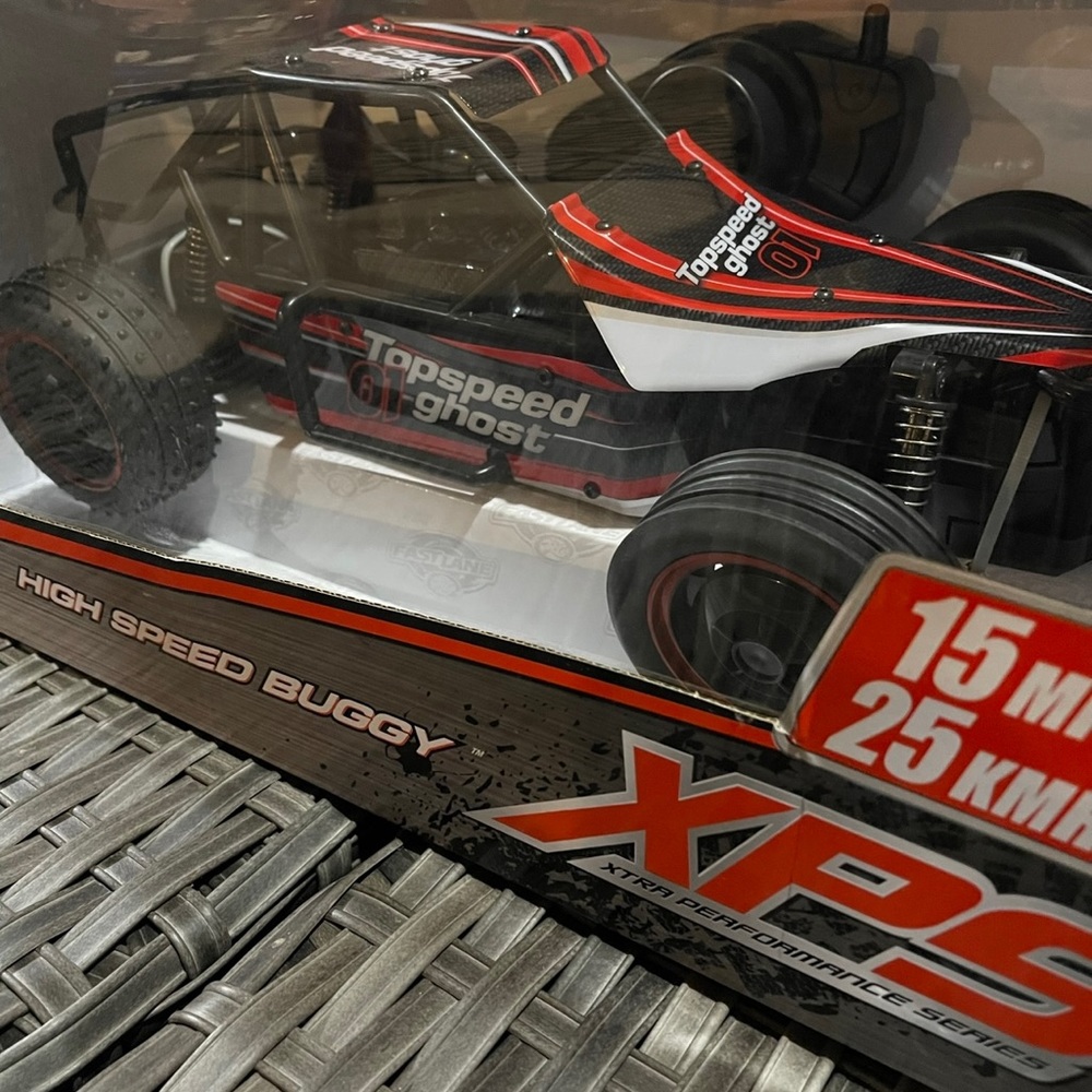 Hi Speed Buggy with Remote Control - Picture 4 of 10
